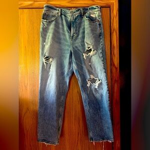 Abercrombie curve love size 33/16